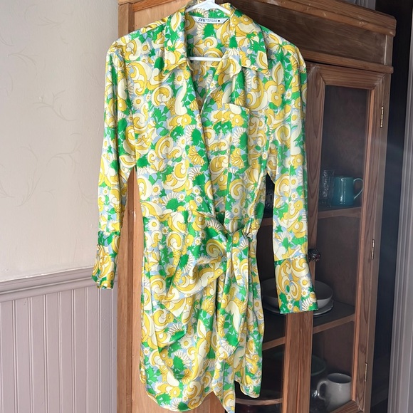 ZARA Dress Retro Inspired Size Medium - Yellow, Green, Blue Mini - Picture 1 of 5